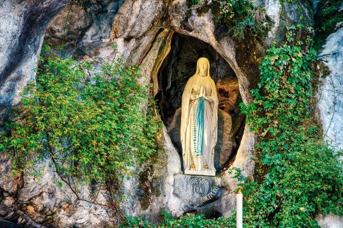 Photos du Voyage VENET : Pèlerinage à Lourdes ( Du 6 au 11 Juin )